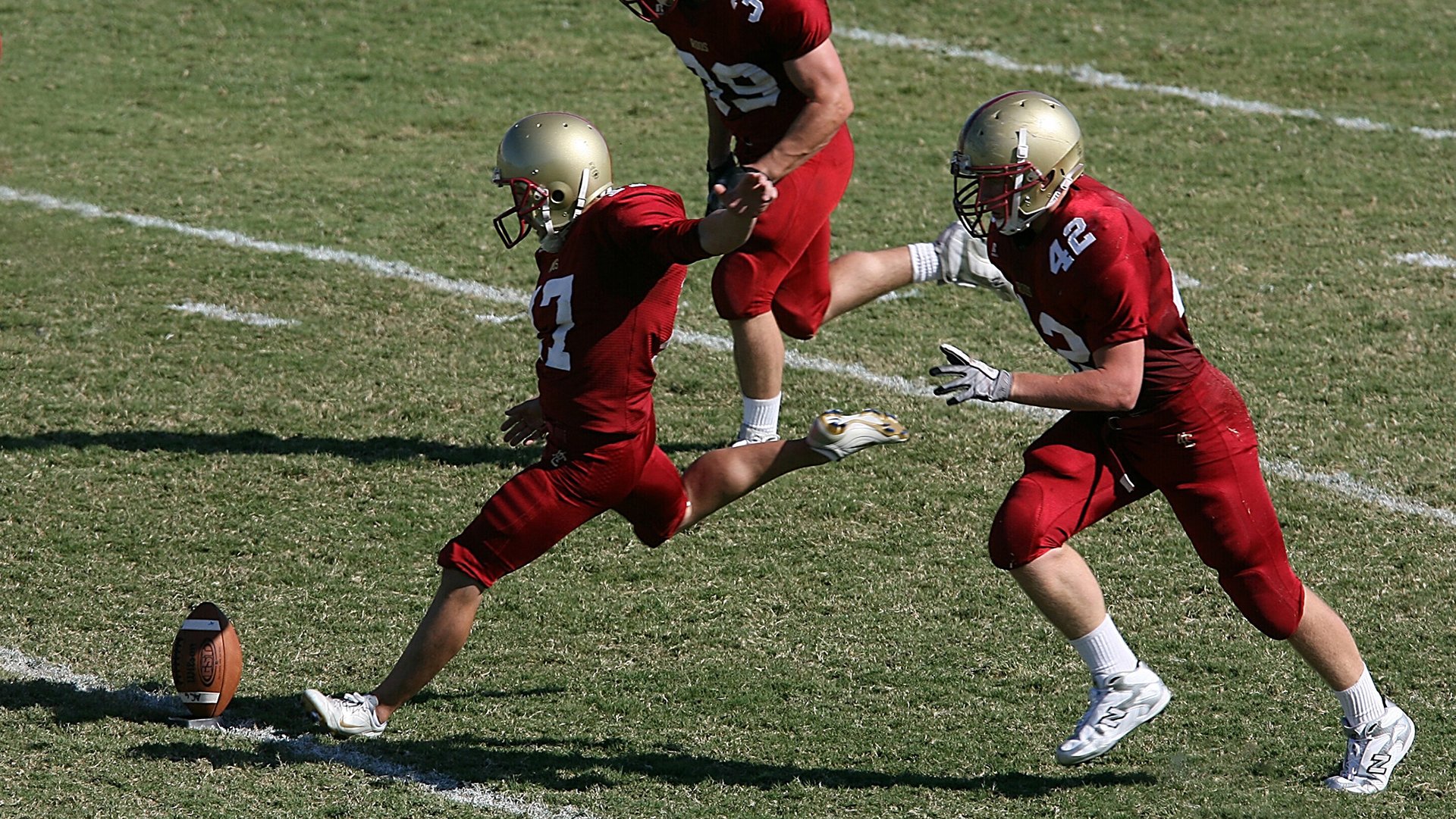 卡普尔的强力冲刺与快速决策,带领袋鼠队压制对方反击,卡普尔ms